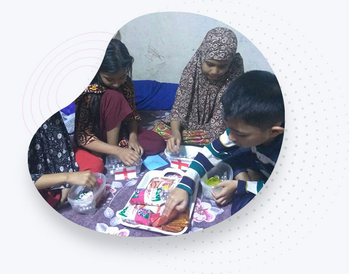 Children Preparing their First Aid Box-2 with Abdullah